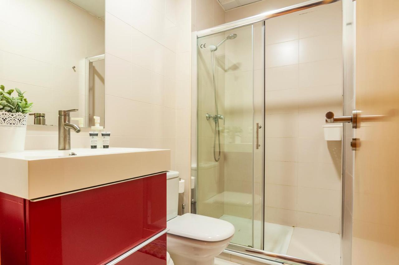 Bhost - Apartamento Victoria Málaga Kültér fotó