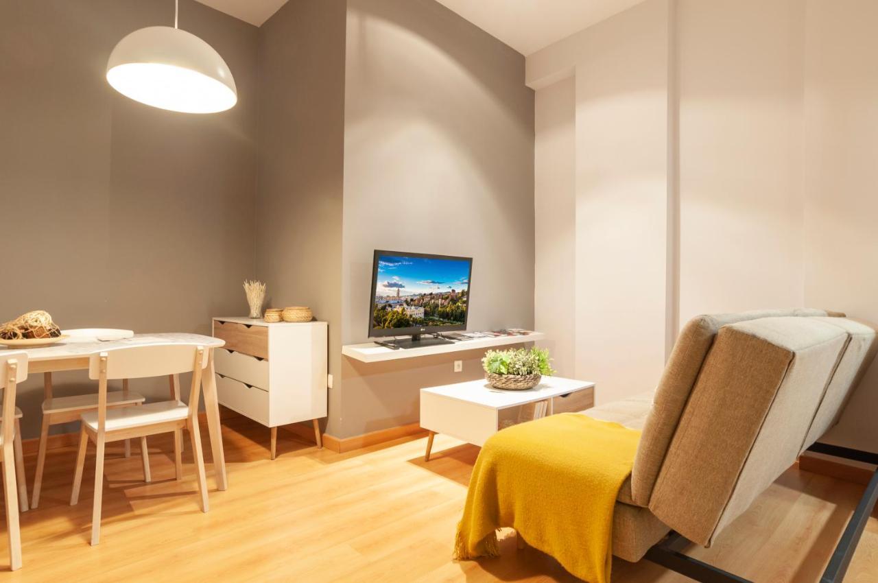 Bhost - Apartamento Victoria Málaga Kültér fotó